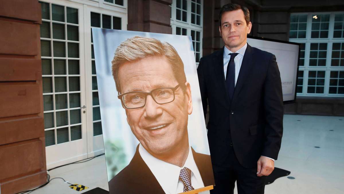 Mronz on Guido Westerwelle: Love, Grief, and a Promise Kept